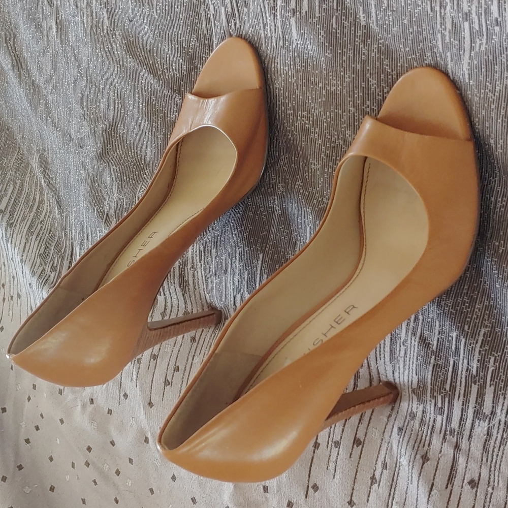 Marc Fisher Samelia heels - Picture 3 of 5